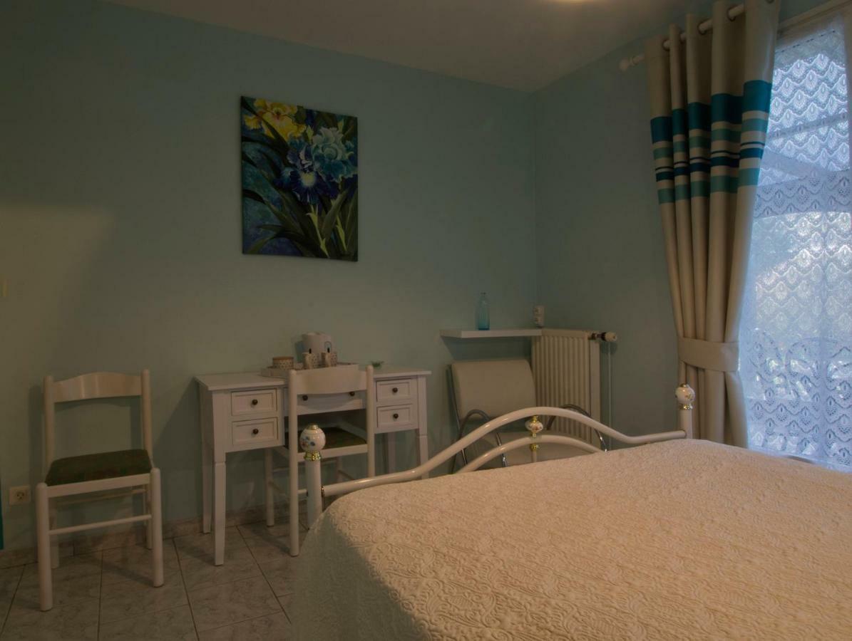 Bed and Breakfast Les Rendzines Nuisement-sur-Coole Esterno foto